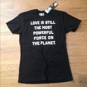 ⚡️FLASH SALE⚡️ TWLOHA shirt